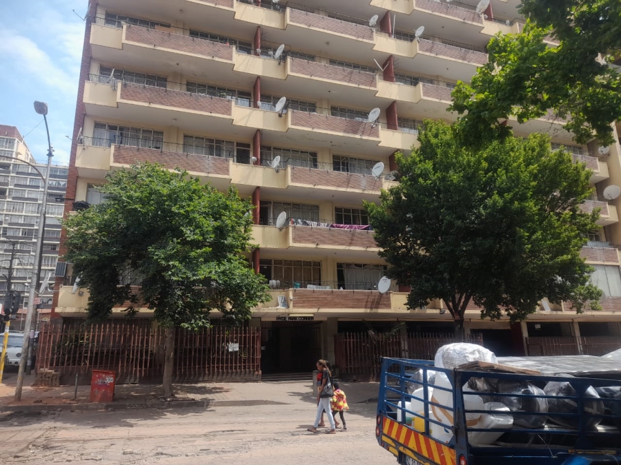 3 Bedroom Property for Sale in Hillbrow Gauteng