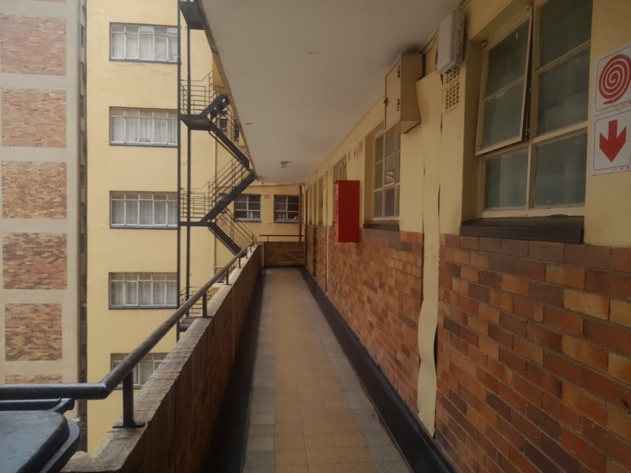 3 Bedroom Property for Sale in Hillbrow Gauteng