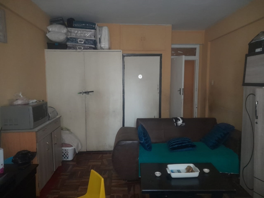 3 Bedroom Property for Sale in Hillbrow Gauteng