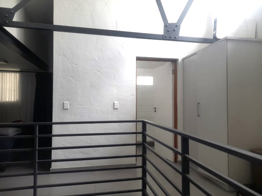1 Bedroom Property for Sale in Braamfontein Gauteng