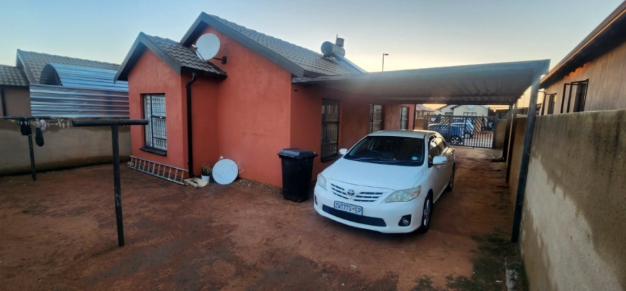 3 Bedroom Property for Sale in Soshanguve YY Gauteng