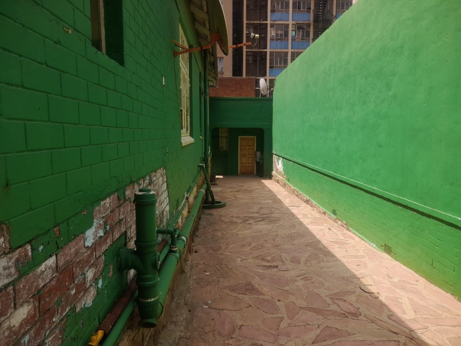 10 Bedroom Property for Sale in Berea Gauteng