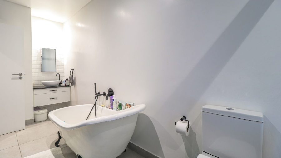 To Let 3 Bedroom Property for Rent in Parkhurst Gauteng