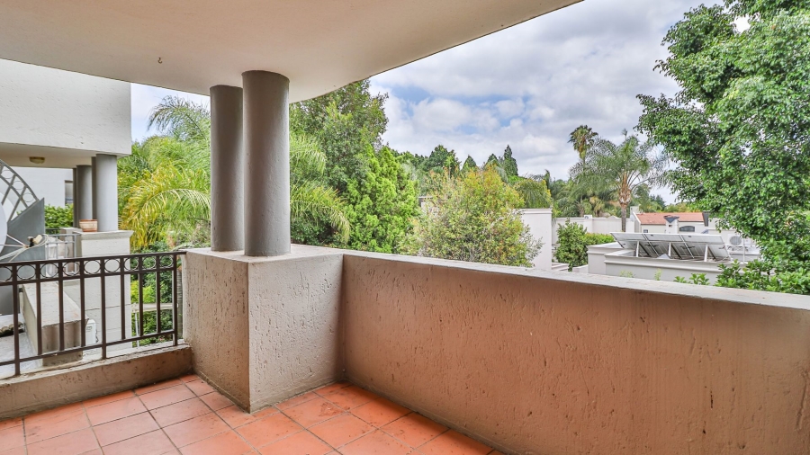 To Let 3 Bedroom Property for Rent in Sandown Gauteng