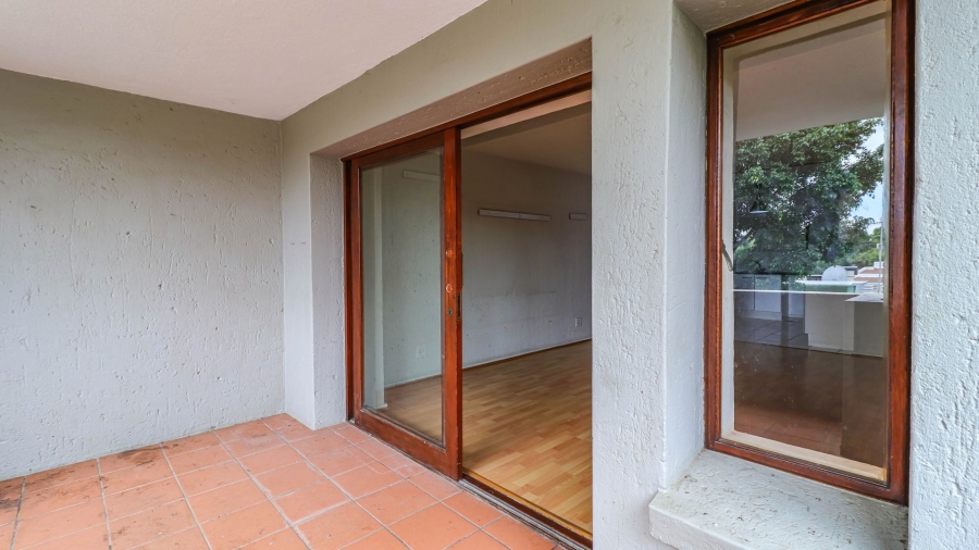 To Let 3 Bedroom Property for Rent in Sandown Gauteng