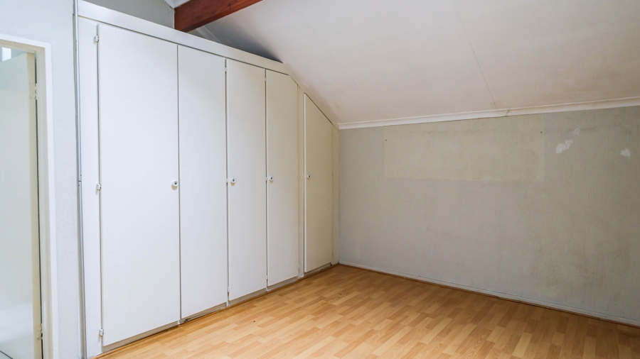 To Let 3 Bedroom Property for Rent in Sandown Gauteng