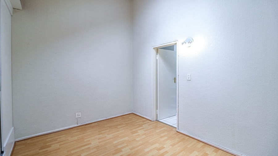 To Let 3 Bedroom Property for Rent in Sandown Gauteng