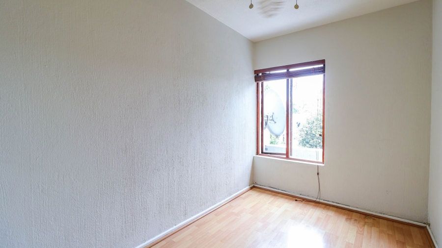 To Let 3 Bedroom Property for Rent in Sandown Gauteng