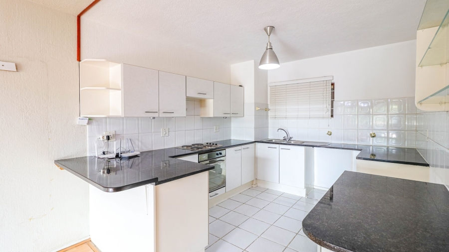 To Let 3 Bedroom Property for Rent in Sandown Gauteng