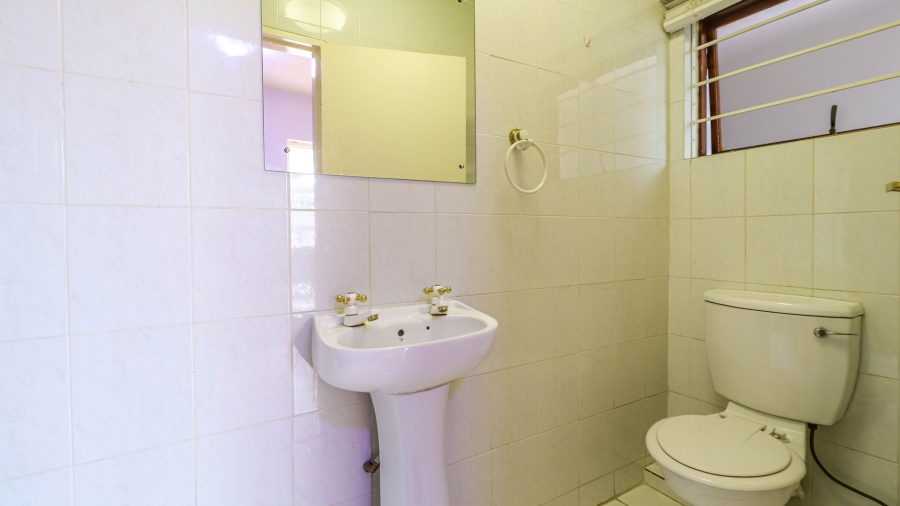 To Let 3 Bedroom Property for Rent in Sandown Gauteng