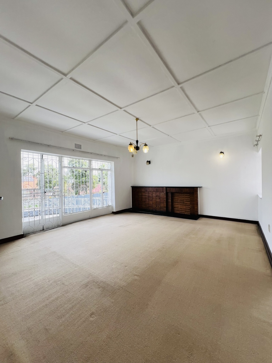 3 Bedroom Property for Sale in Cyrildene Gauteng