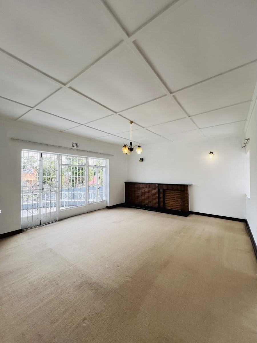 3 Bedroom Property for Sale in Cyrildene Gauteng