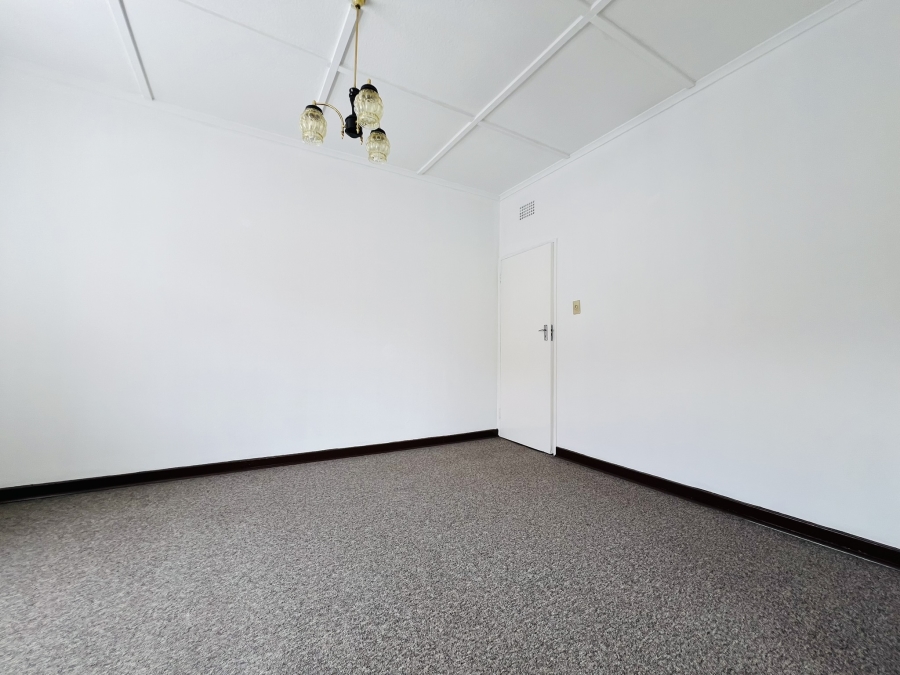 3 Bedroom Property for Sale in Cyrildene Gauteng