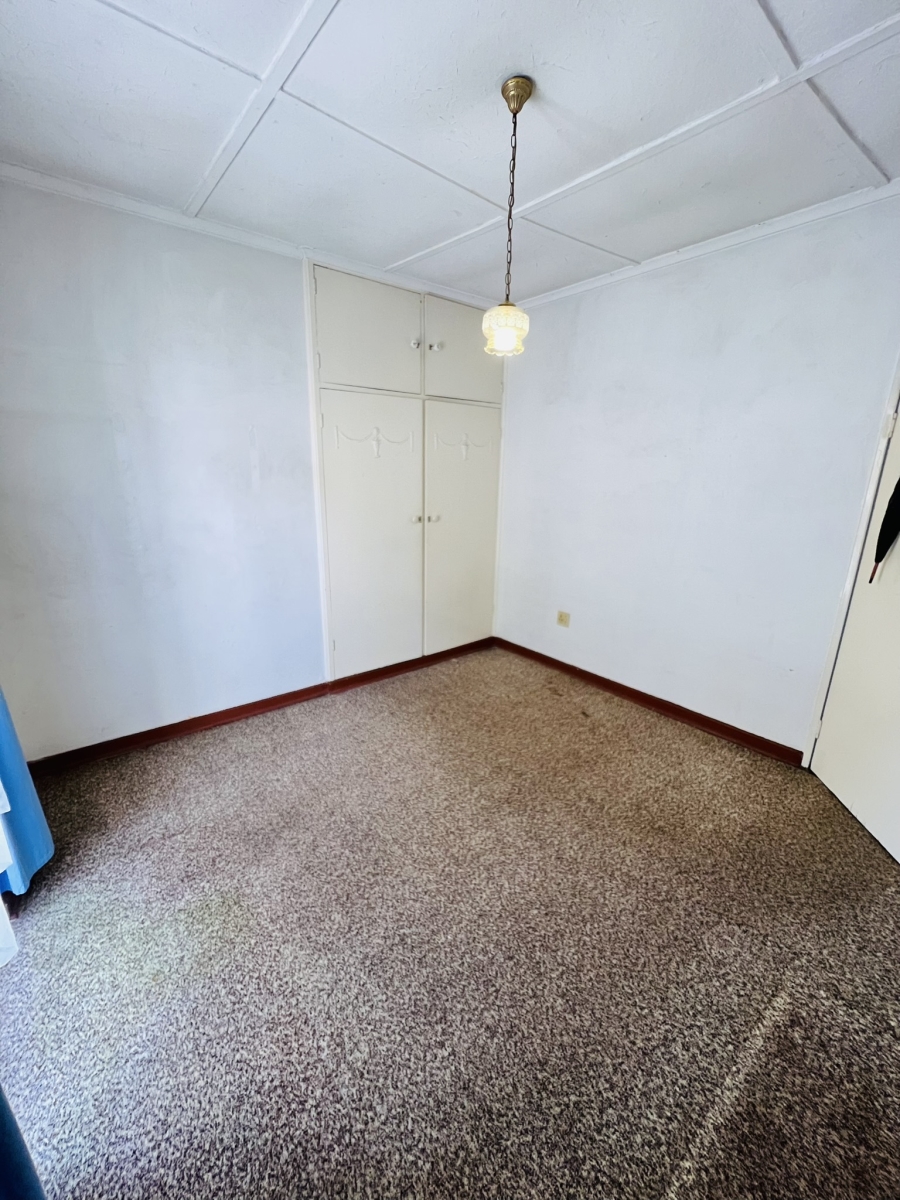 3 Bedroom Property for Sale in Cyrildene Gauteng