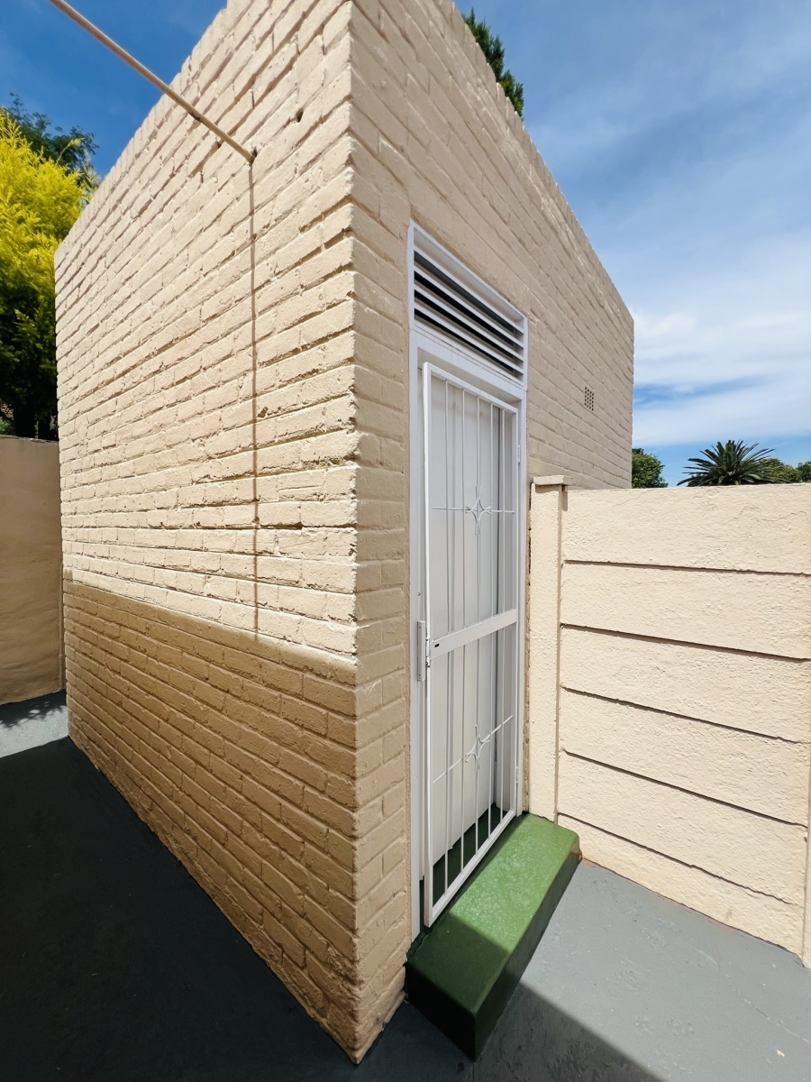 3 Bedroom Property for Sale in Cyrildene Gauteng