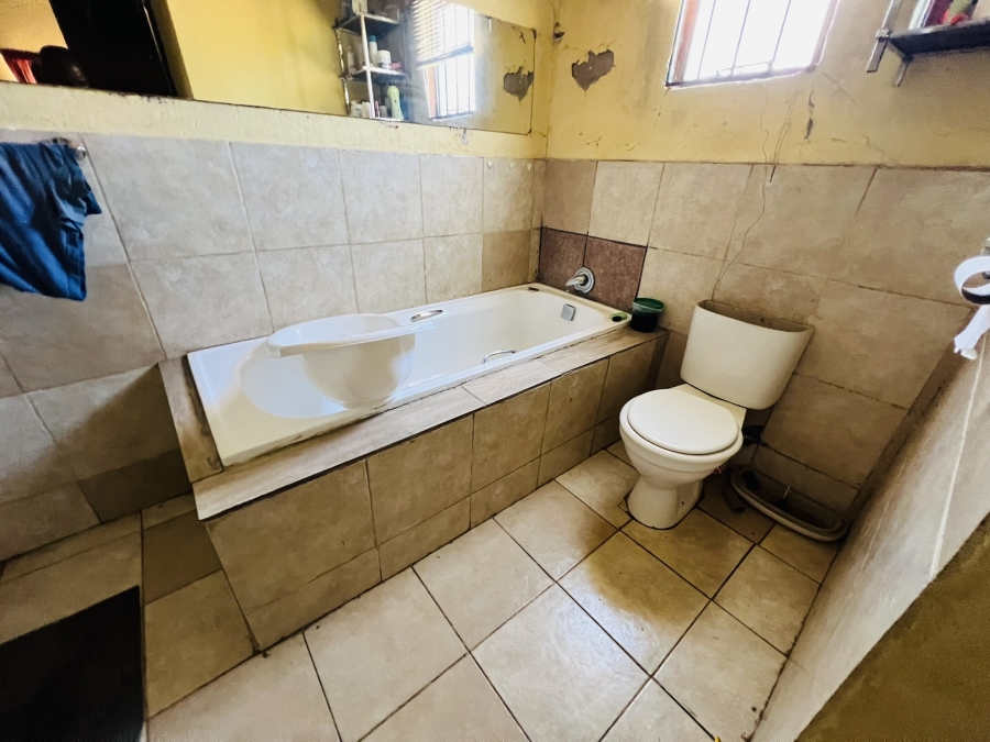 3 Bedroom Property for Sale in Mid Ennerdale Gauteng