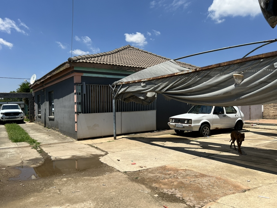 3 Bedroom Property for Sale in Mid Ennerdale Gauteng