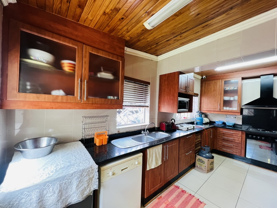 3 Bedroom Property for Sale in Crosby Gauteng