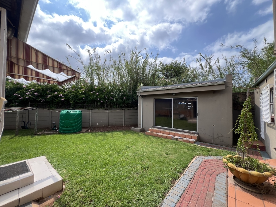 3 Bedroom Property for Sale in Crosby Gauteng