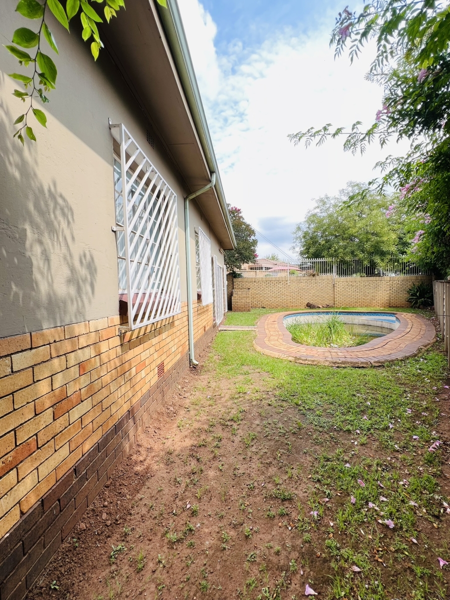 3 Bedroom Property for Sale in Crosby Gauteng