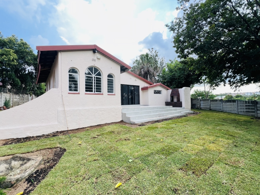 4 Bedroom Property for Sale in Johannesburg North Gauteng