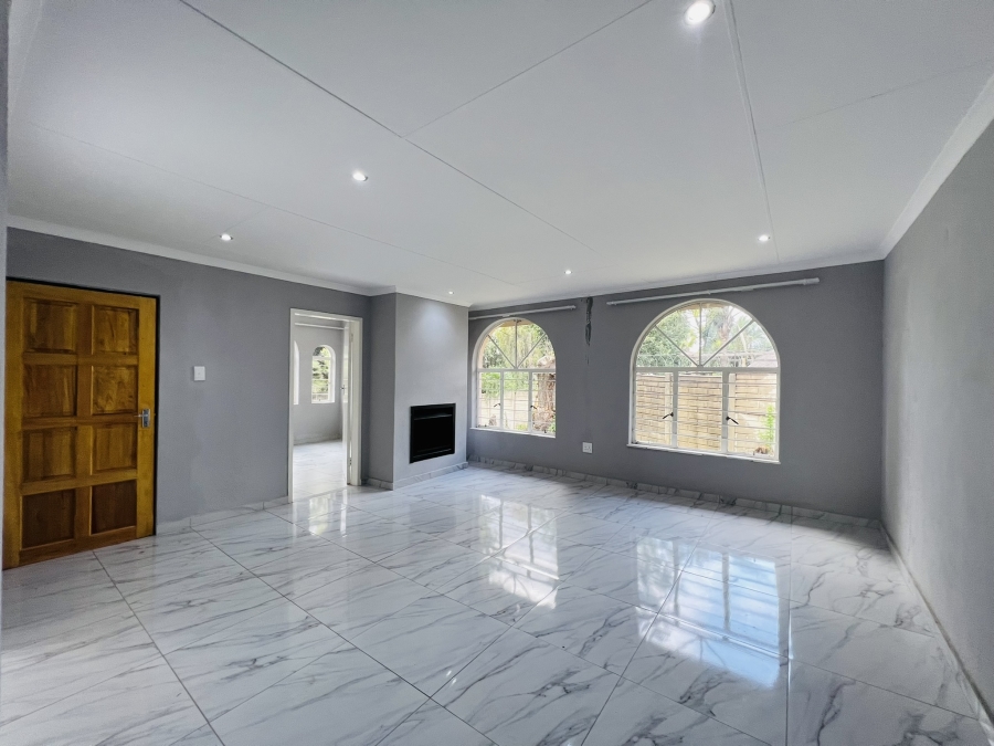 4 Bedroom Property for Sale in Johannesburg North Gauteng