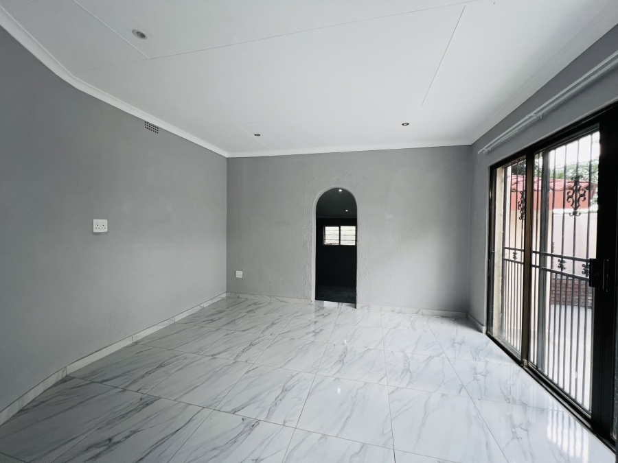 4 Bedroom Property for Sale in Johannesburg North Gauteng