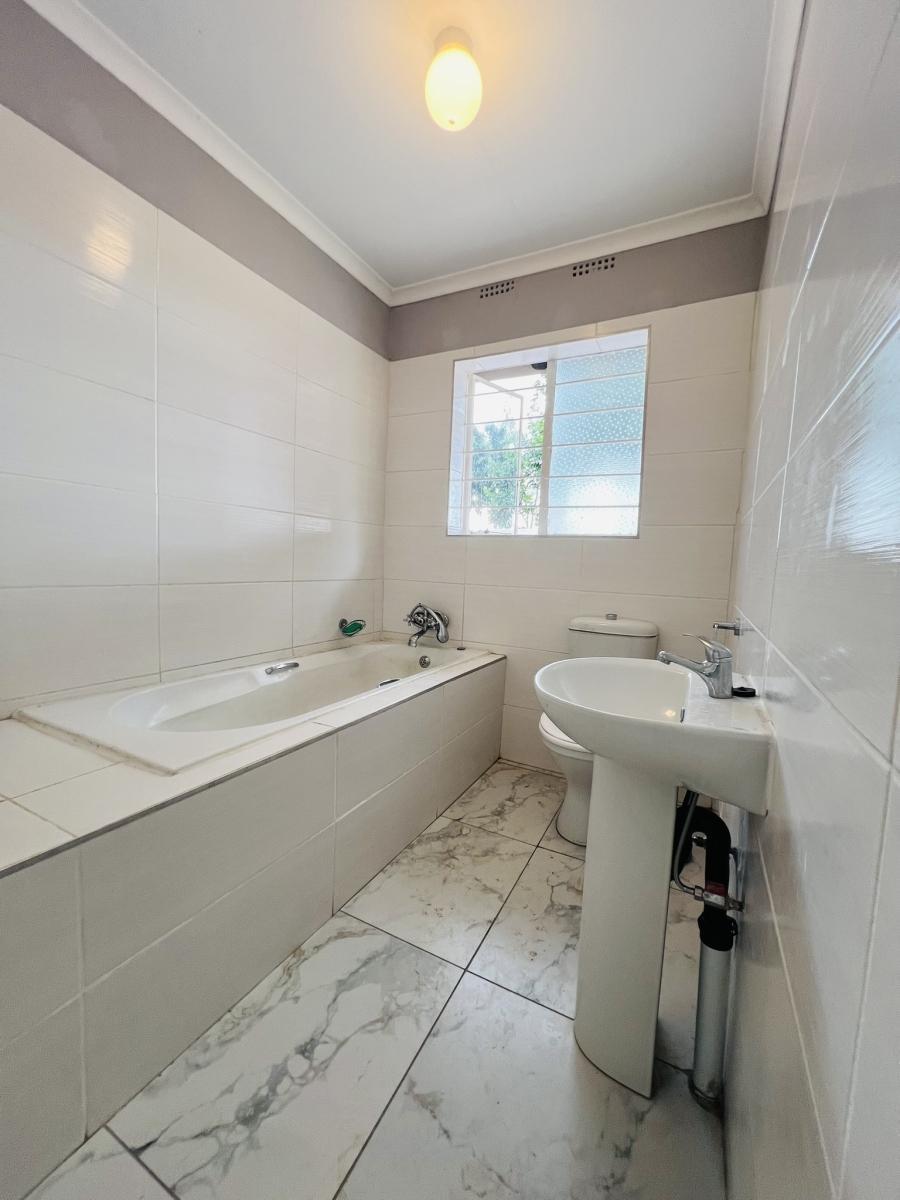 4 Bedroom Property for Sale in Johannesburg North Gauteng