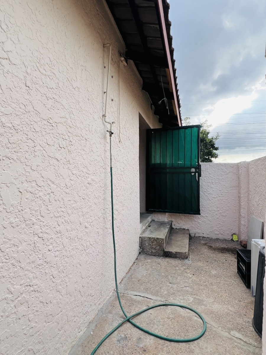 4 Bedroom Property for Sale in Johannesburg North Gauteng