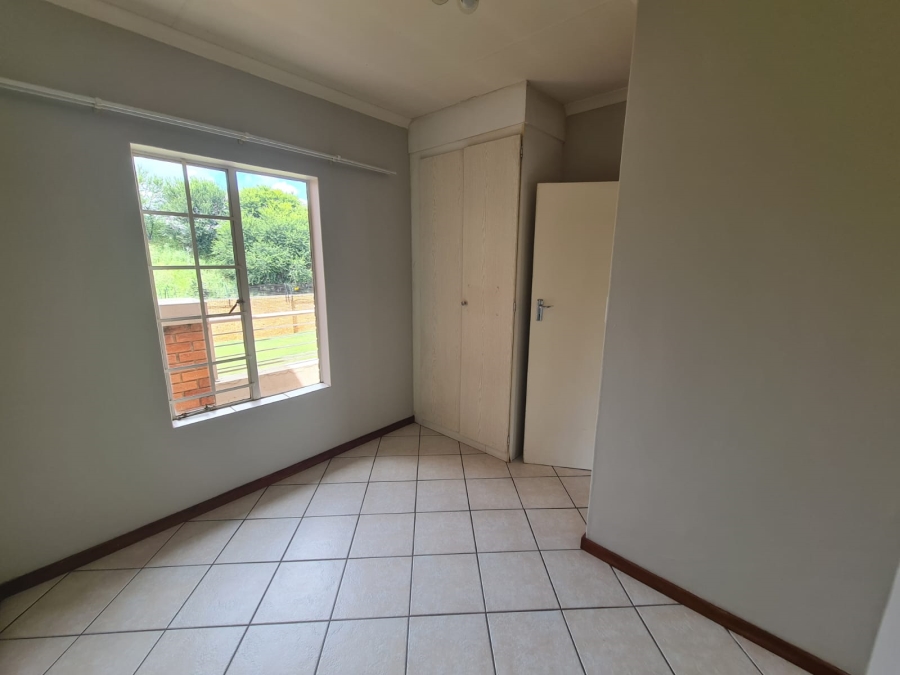 To Let 2 Bedroom Property for Rent in Equestria Gauteng