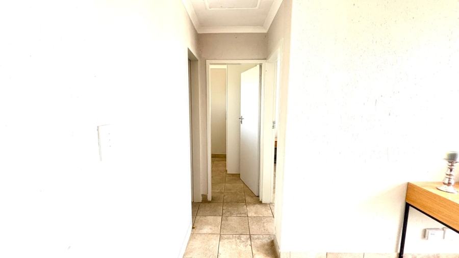 2 Bedroom Property for Sale in Annlin Gauteng