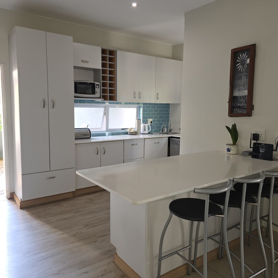 To Let 4 Bedroom Property for Rent in Silver Lakes Golf Estate Gauteng