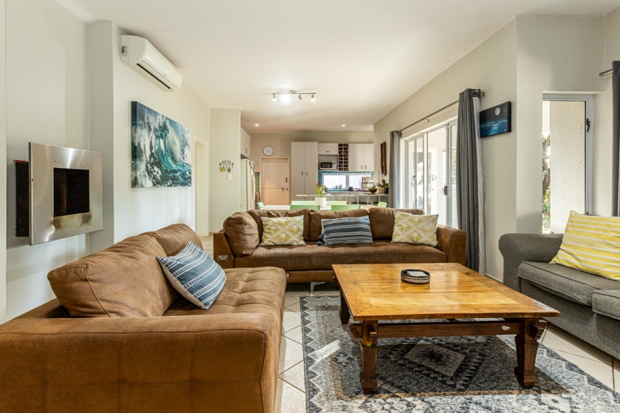 To Let 4 Bedroom Property for Rent in Silver Lakes Golf Estate Gauteng