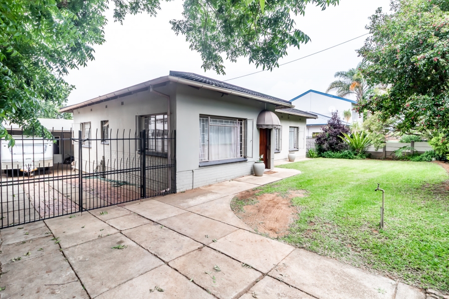 3 Bedroom Property for Sale in Rietfontein Gauteng