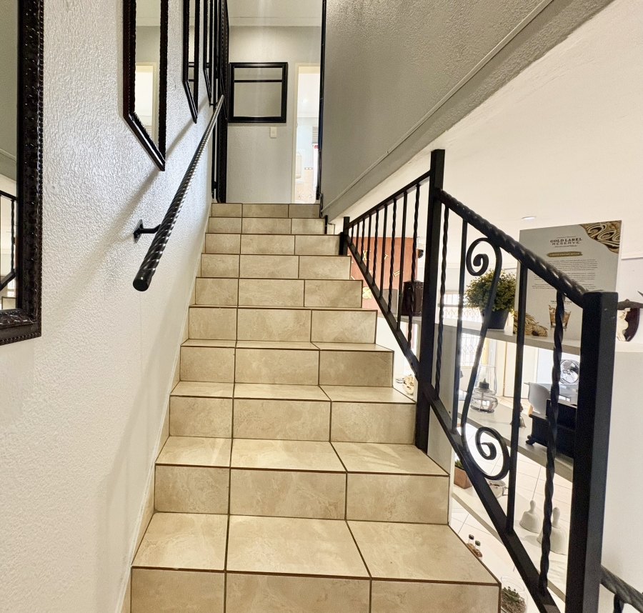 2 Bedroom Property for Sale in Annlin Gauteng