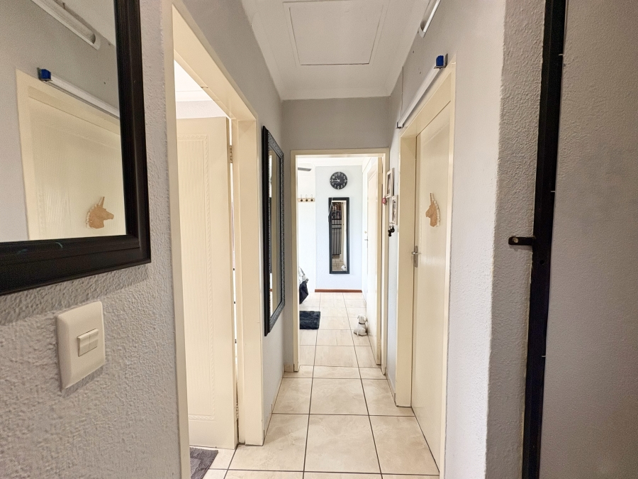 2 Bedroom Property for Sale in Annlin Gauteng