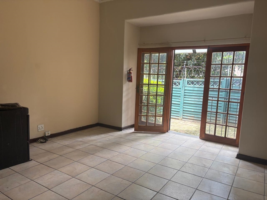 To Let 2 Bedroom Property for Rent in Rietfontein Gauteng