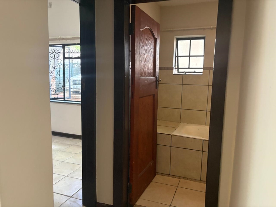 To Let 2 Bedroom Property for Rent in Rietfontein Gauteng