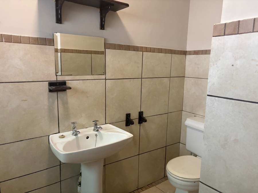 To Let 2 Bedroom Property for Rent in Rietfontein Gauteng