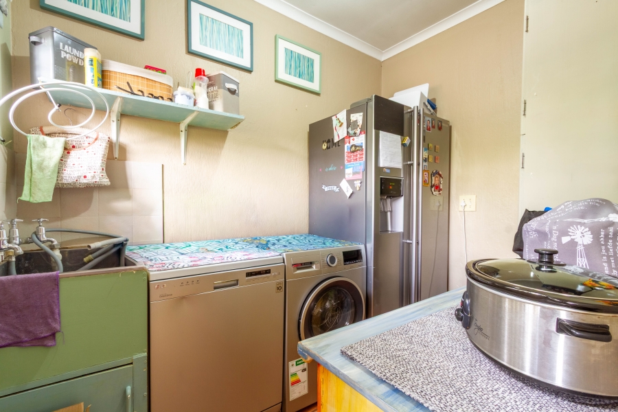 3 Bedroom Property for Sale in Garsfontein Gauteng