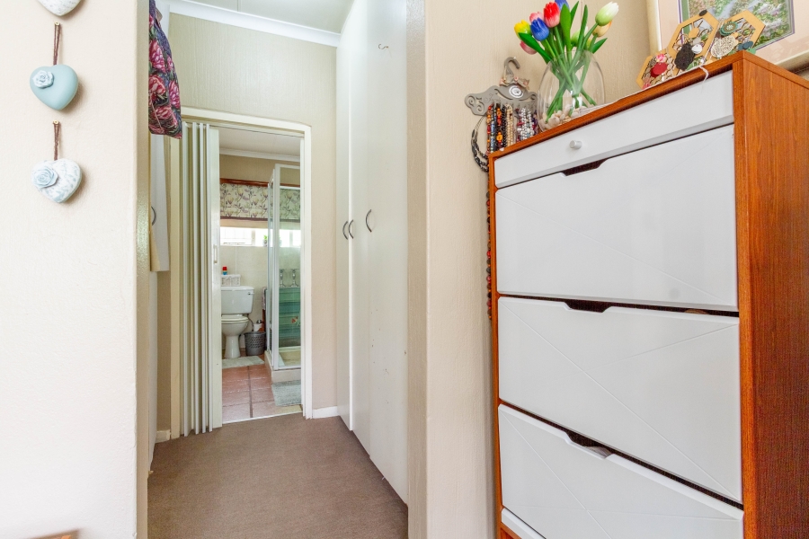 3 Bedroom Property for Sale in Garsfontein Gauteng