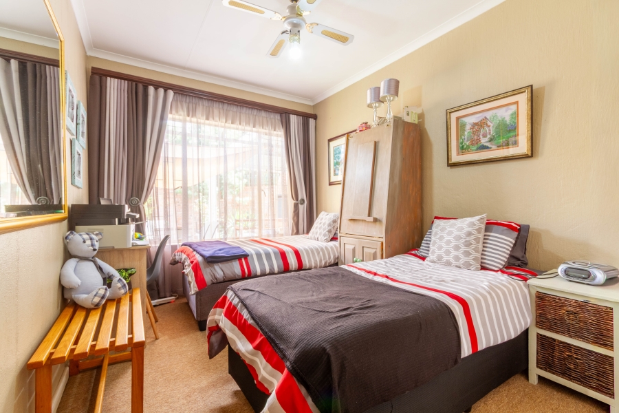 3 Bedroom Property for Sale in Garsfontein Gauteng