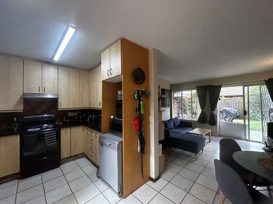 2 Bedroom Property for Sale in Kilner Park Gauteng