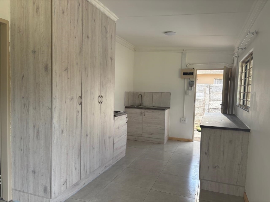 To Let 2 Bedroom Property for Rent in Villieria Gauteng