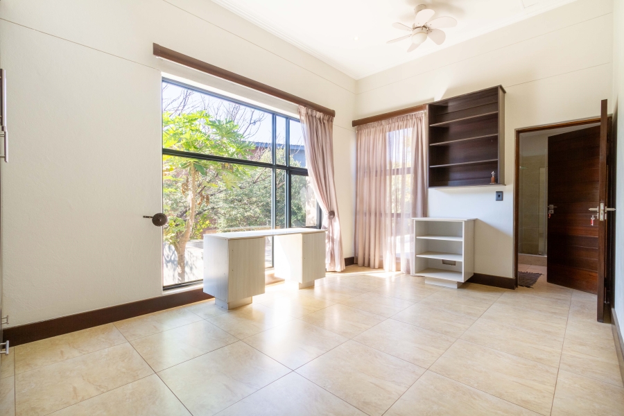 4 Bedroom Property for Sale in The Ridge Gauteng