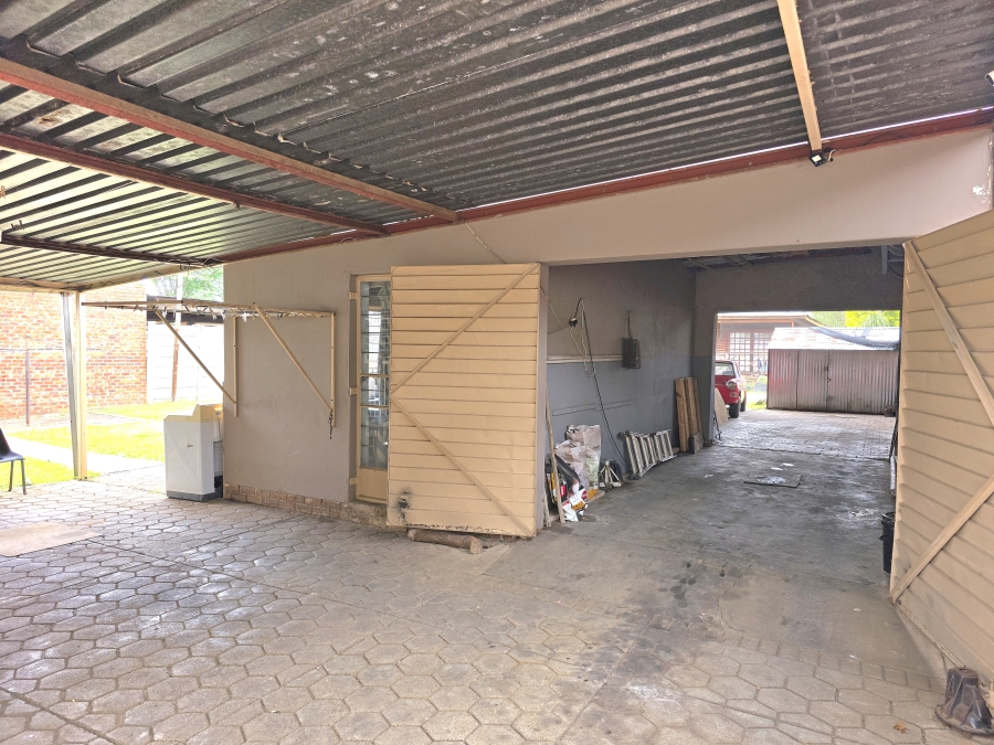 3 Bedroom Property for Sale in Booysens Gauteng
