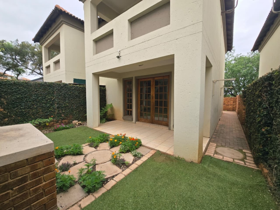 2 Bedroom Property for Sale in Bergtuin Gauteng
