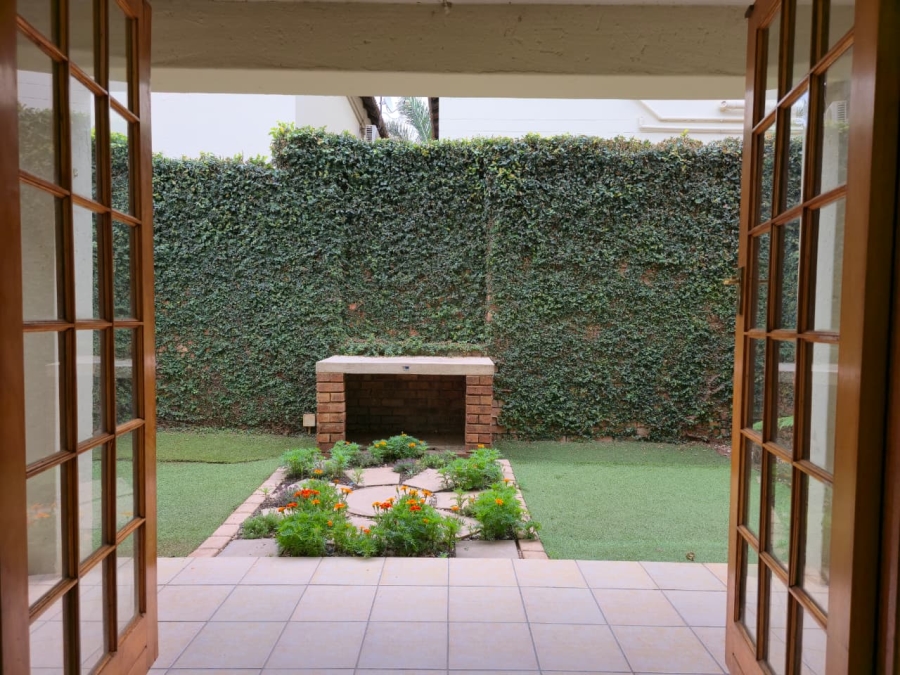 2 Bedroom Property for Sale in Bergtuin Gauteng