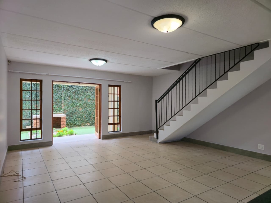 2 Bedroom Property for Sale in Bergtuin Gauteng