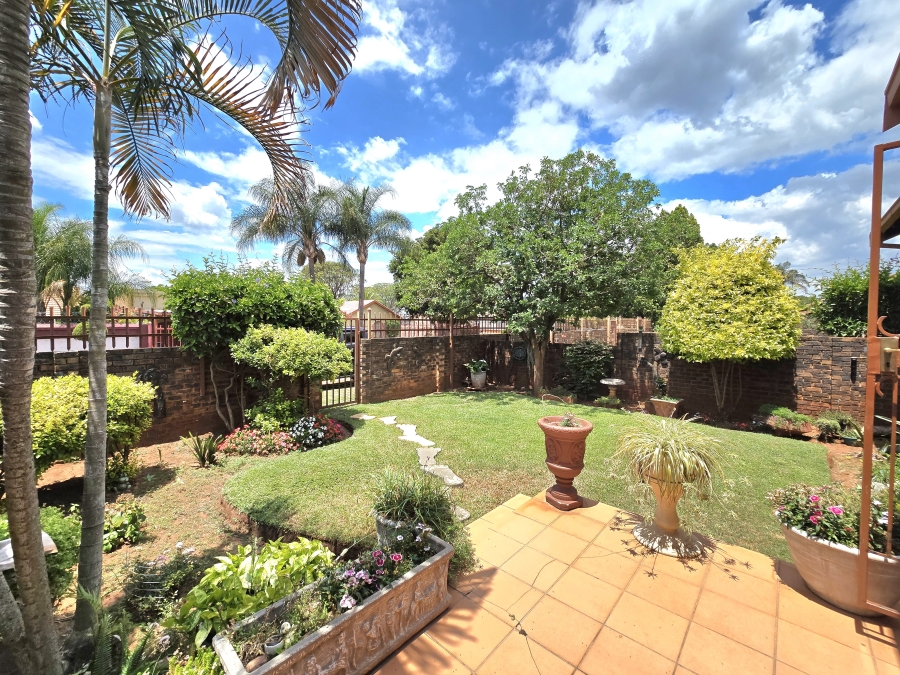 3 Bedroom Property for Sale in The Orchards Gauteng